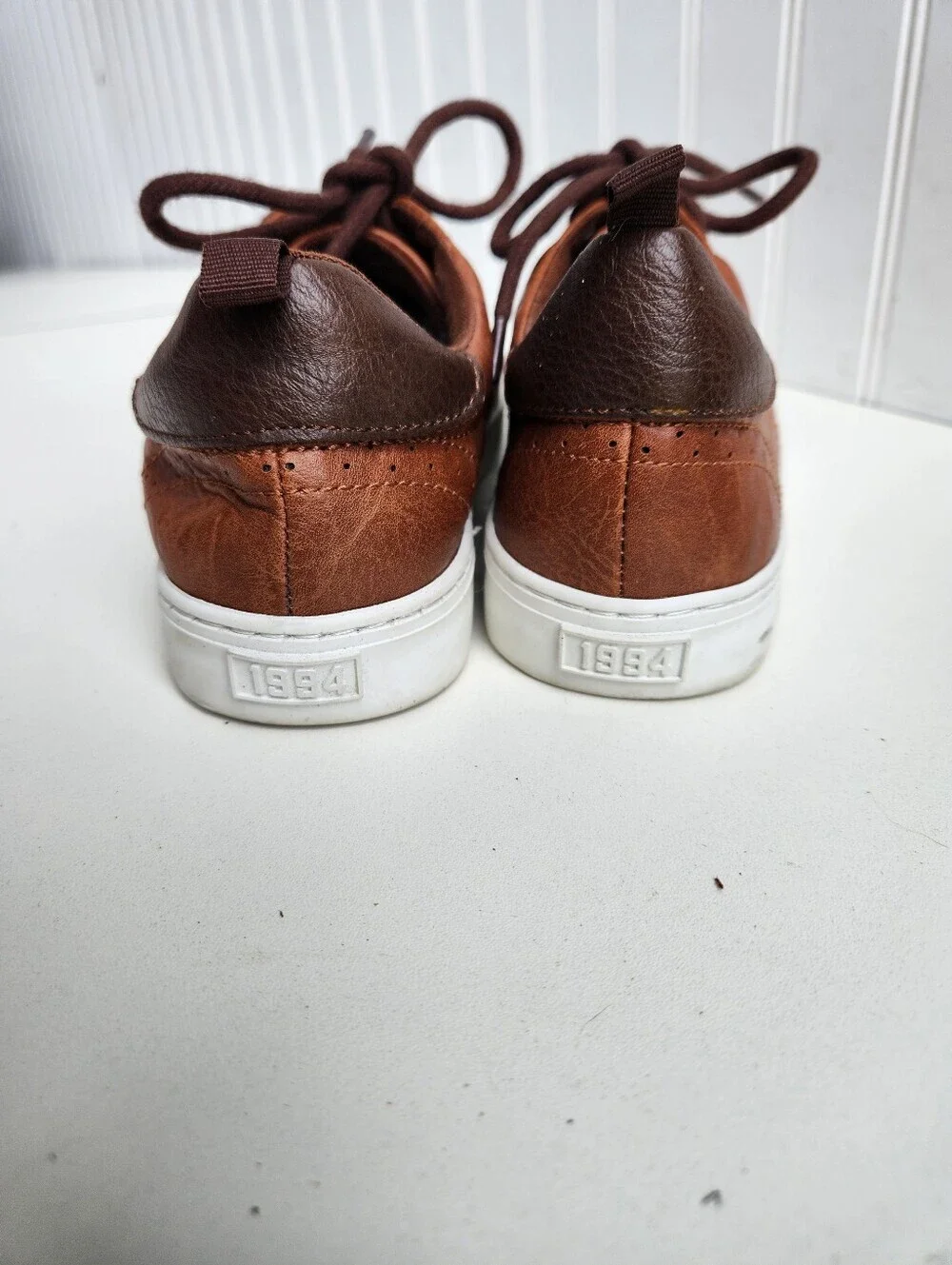 Old Navy Youth  Brown Casual Sneakers Shoes Sz 5
